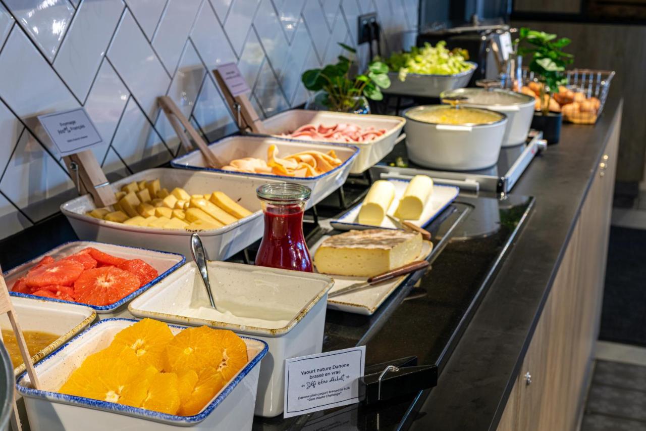 Ibis Paris Rueil Malmaison Bagian luar foto