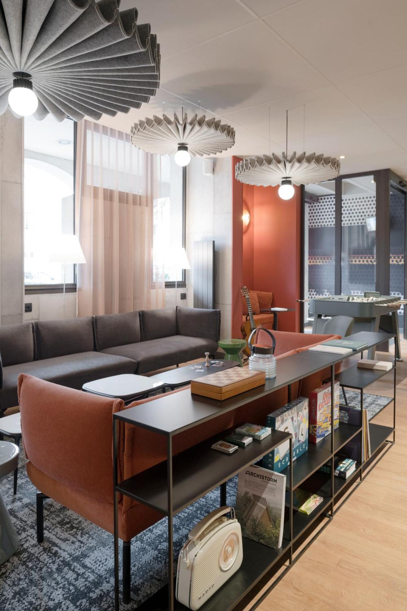 Ibis Paris Rueil Malmaison Bagian luar foto